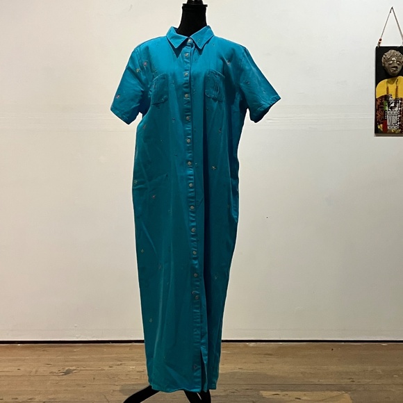 Denim & Co Blue embroidered button-down maxi dress - Picture 11 of 13